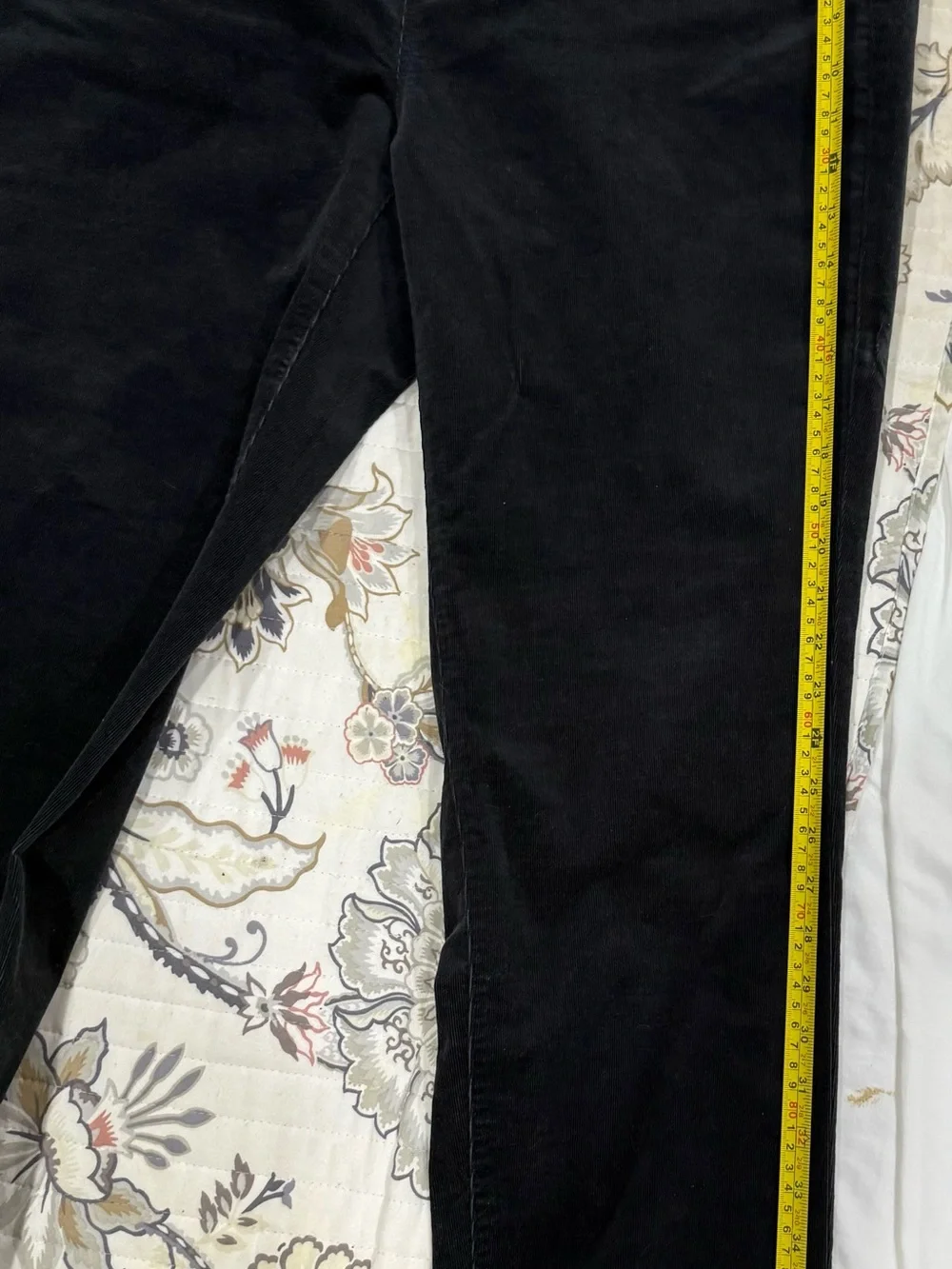 J Jill Black Women's pull up corduroy’s